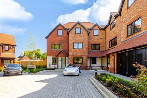 81 Farleigh Road
